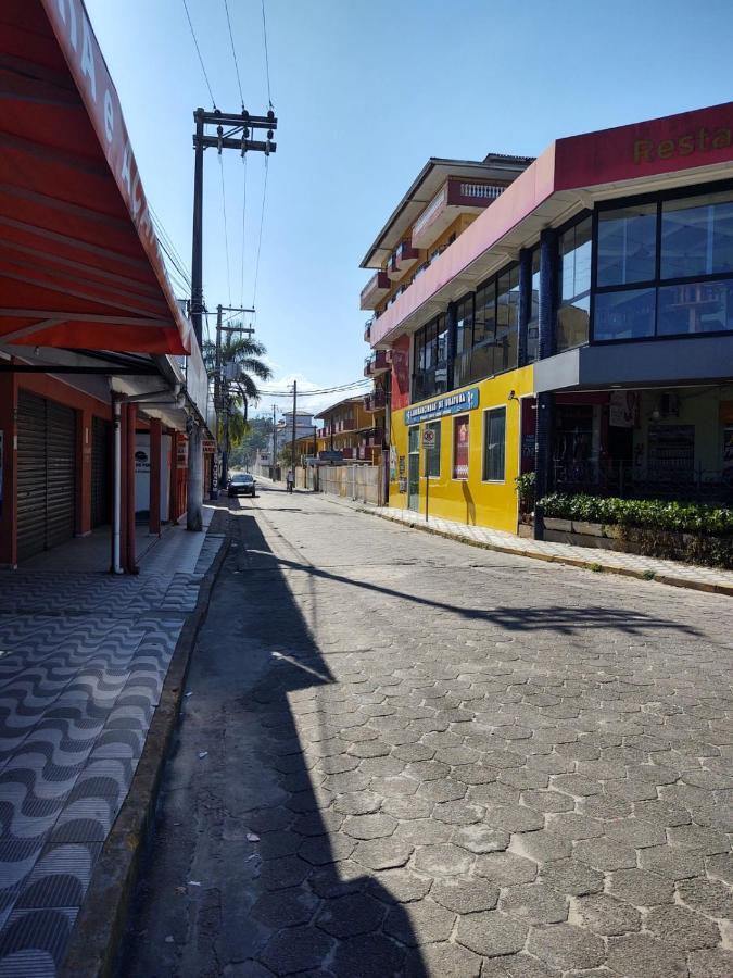 Apartamento Ubatuba - Praia grande - 200m da praia Bagian luar foto